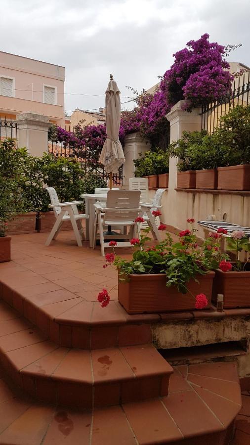 Monolocale In Villa Centrale La Maddalena  Bagian luar foto